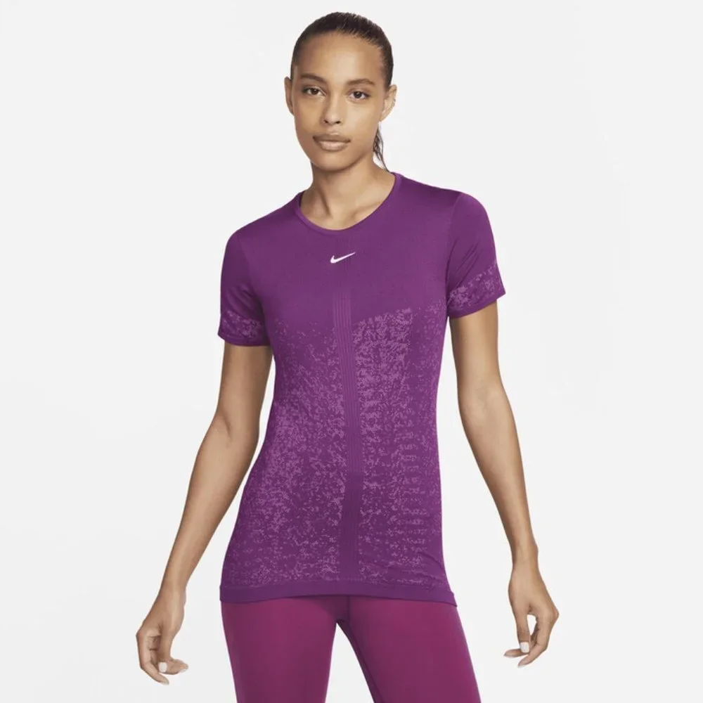 Nike  Dri-FIT ADV Short Sleeve Aura Top